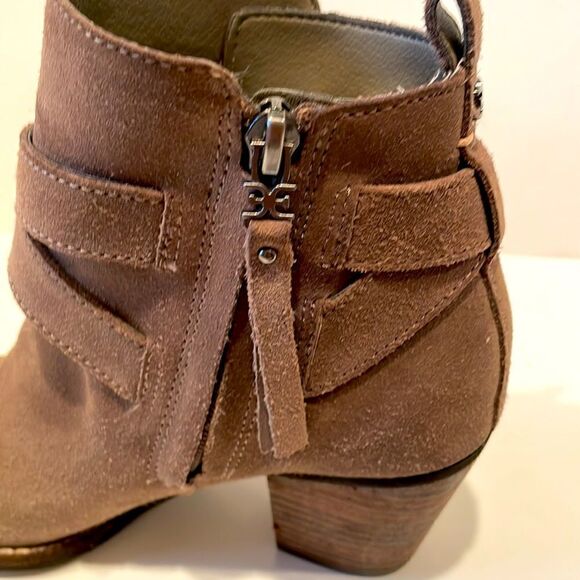 Sam Edelman Taupe Suede Zip Ankle Booties, Size 6 - Picture 4 of 10
